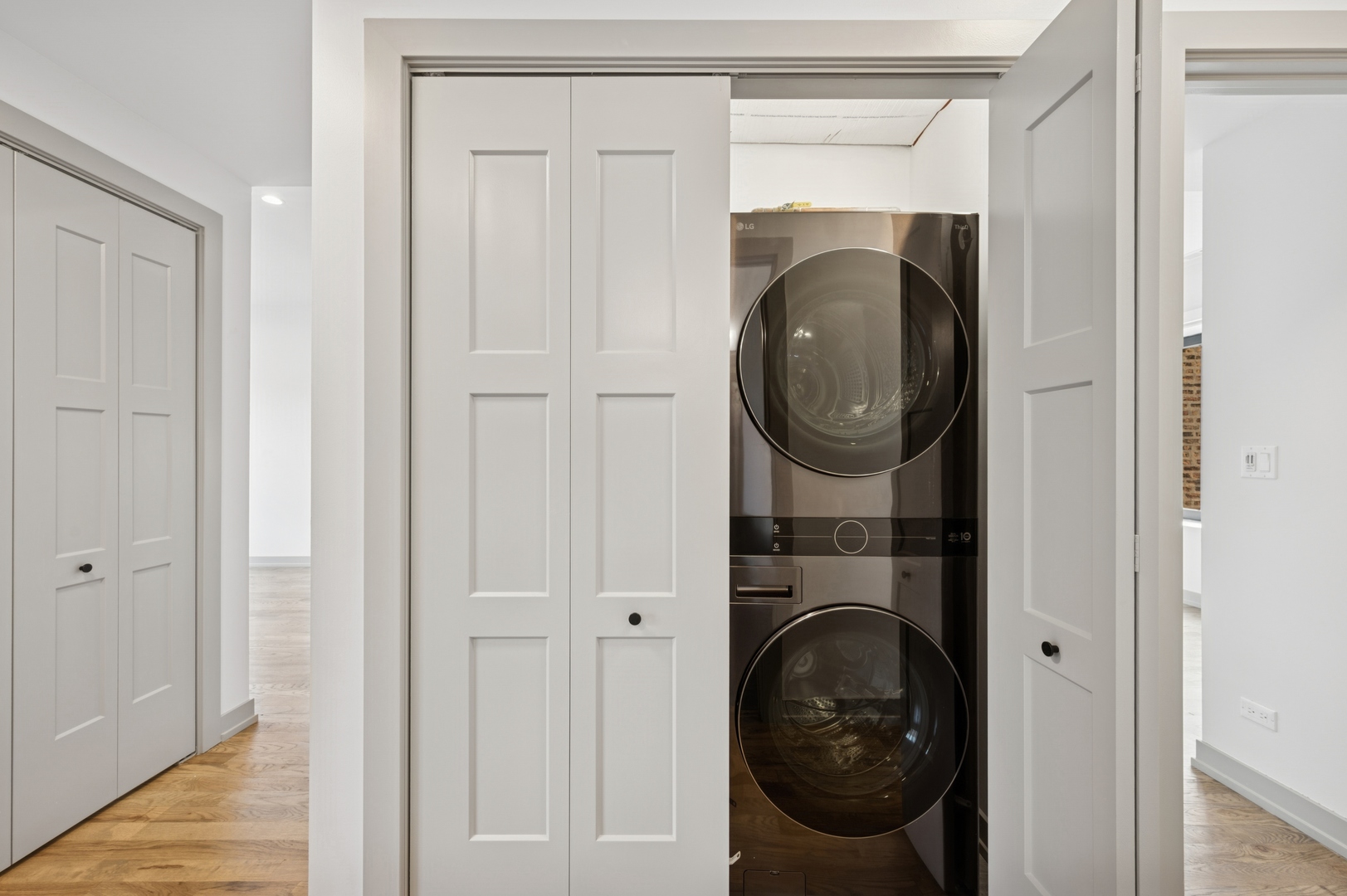 1331 W Estes Avenue Unit: 3B