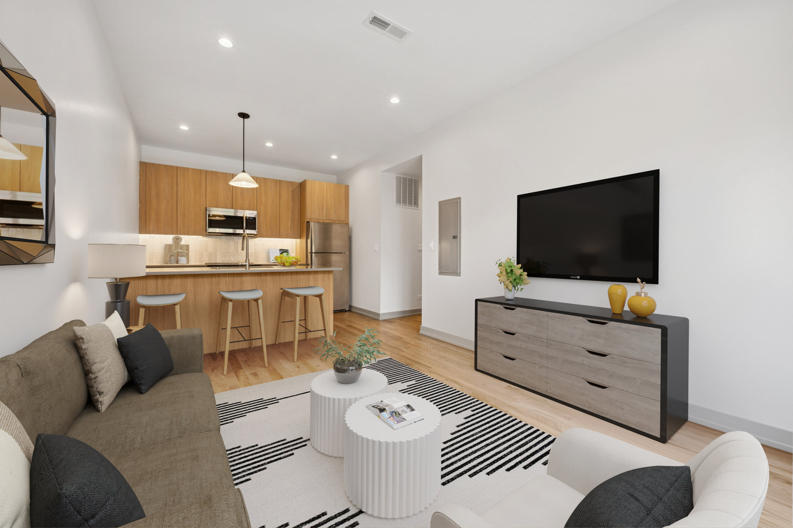 1331 W Estes Avenue Unit: 3B