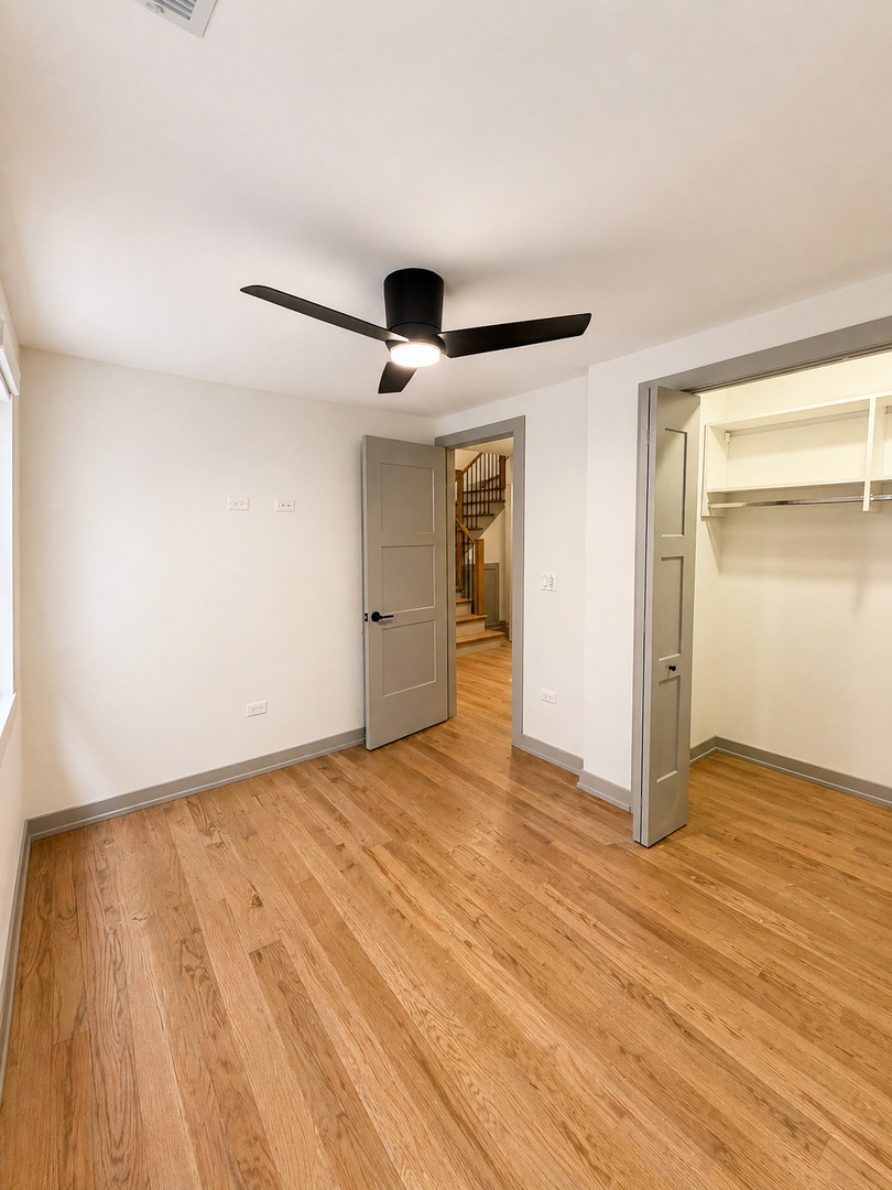 1335 W Estes Avenue Unit: 1B