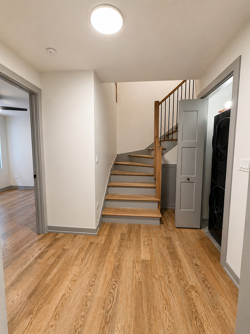 1335 W Estes Avenue Unit: 1B