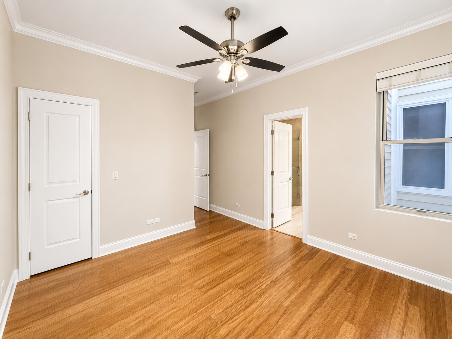 1002 W Van Buren Street Unit: 205