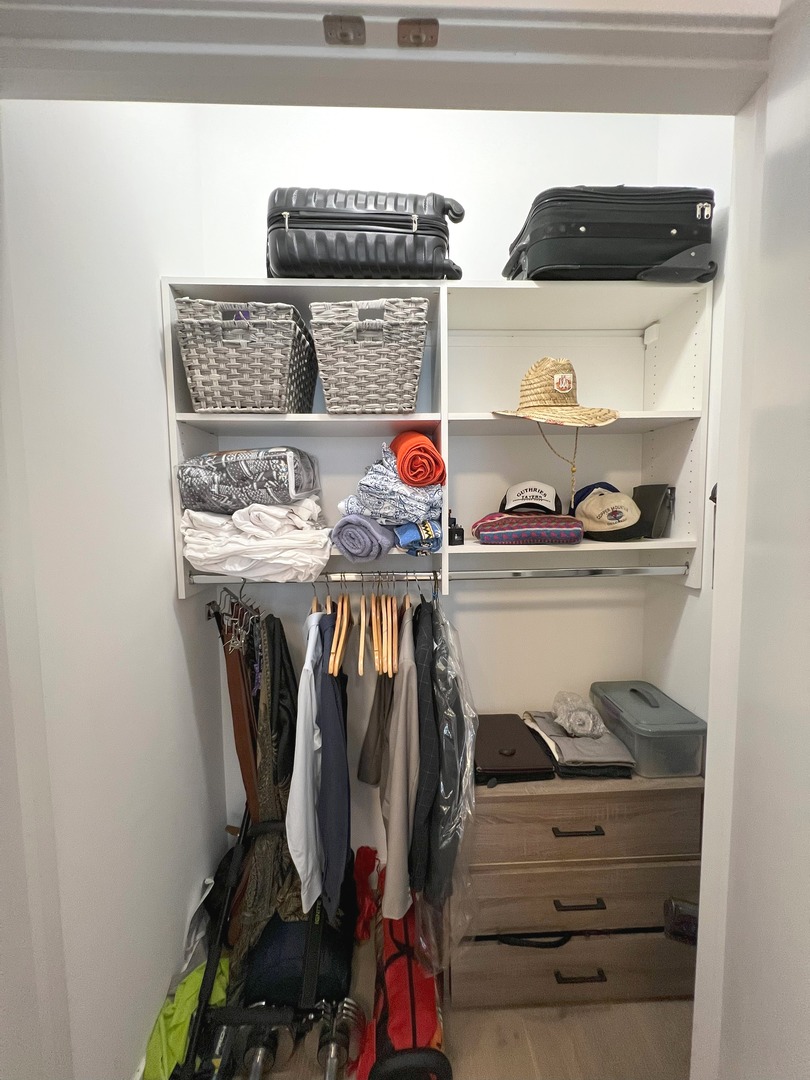 3757 N Sheffield Avenue Unit: 104