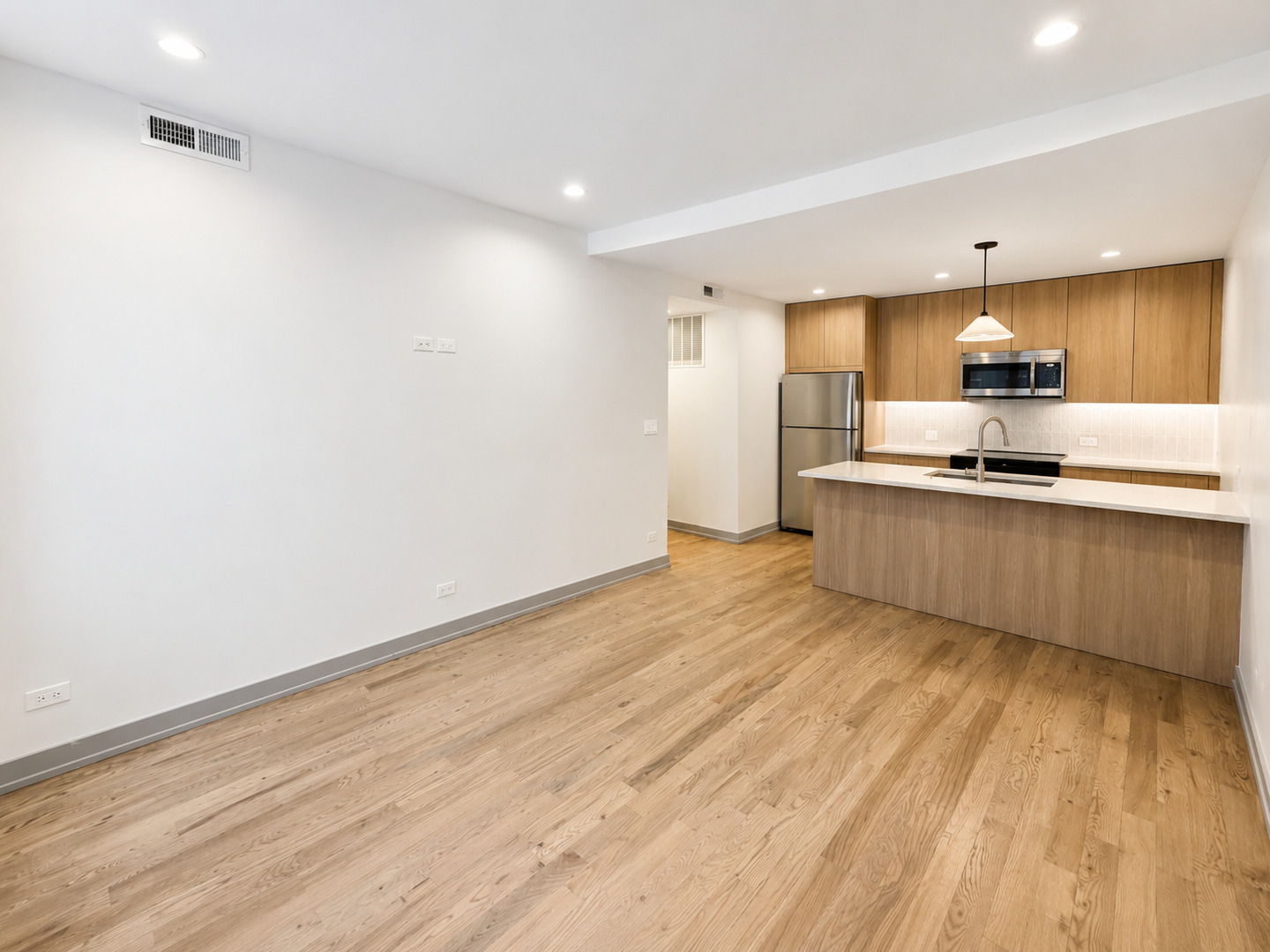 1331 W Estes Avenue Unit: G