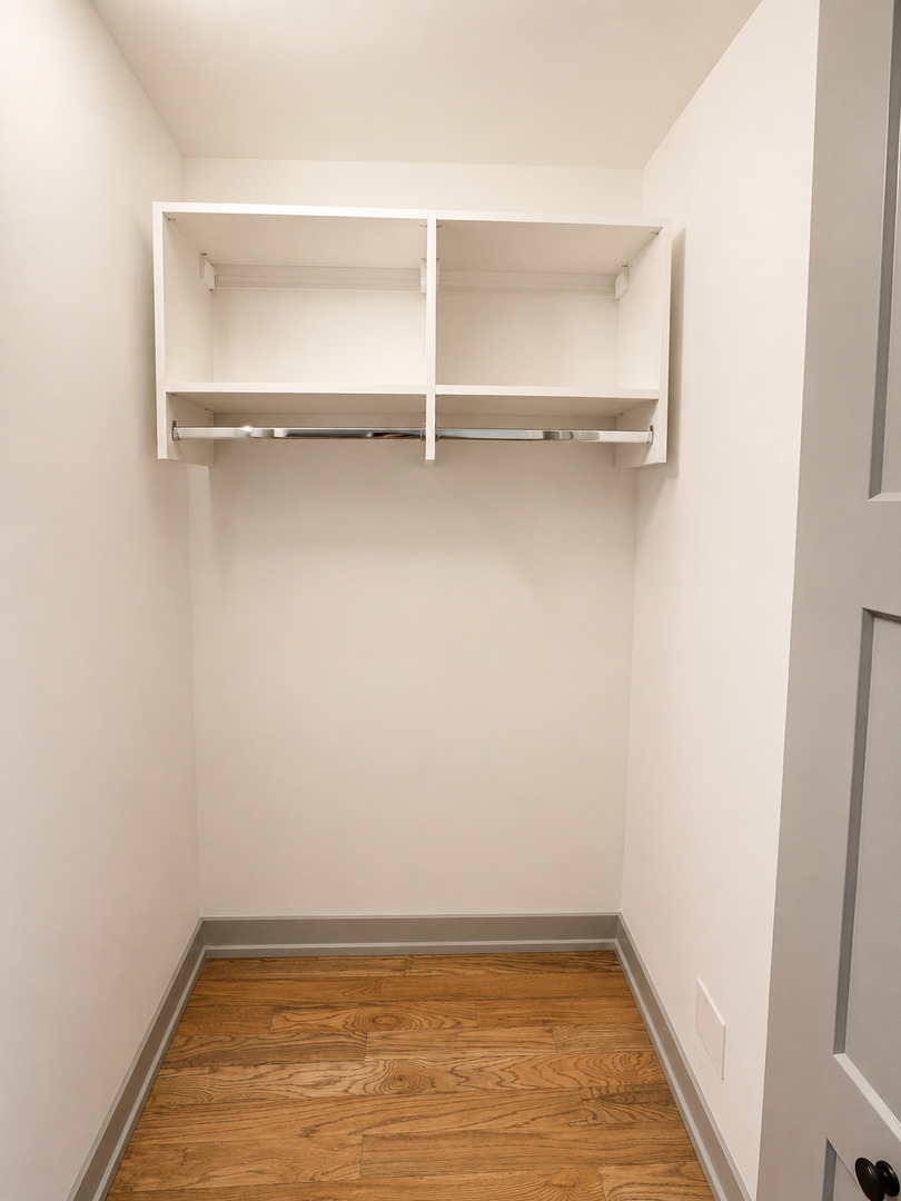 1331 W Estes Avenue Unit: G