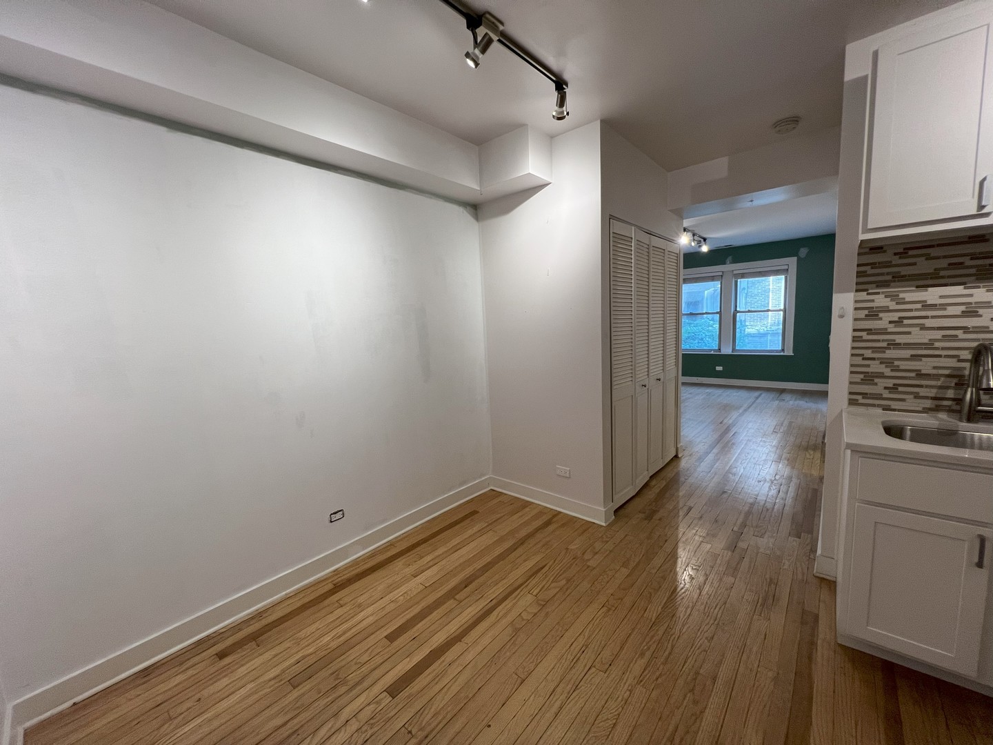 4843 N Ashland Avenue Unit: 2B