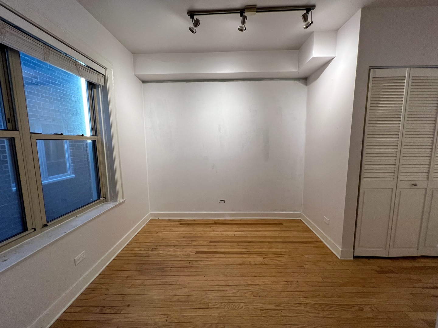 4843 N Ashland Avenue Unit: 2B