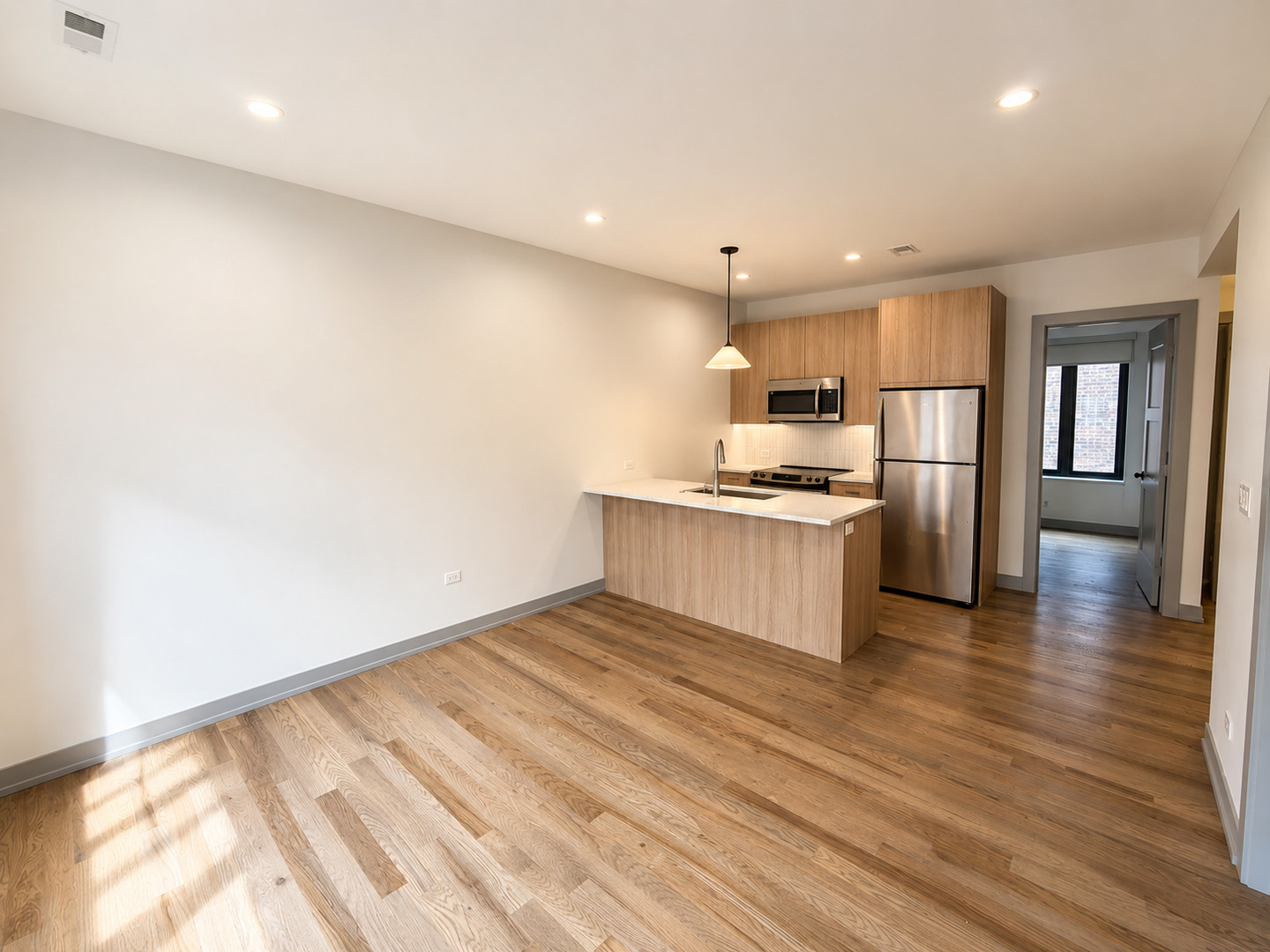 1333 W Estes Avenue Unit: 2A
