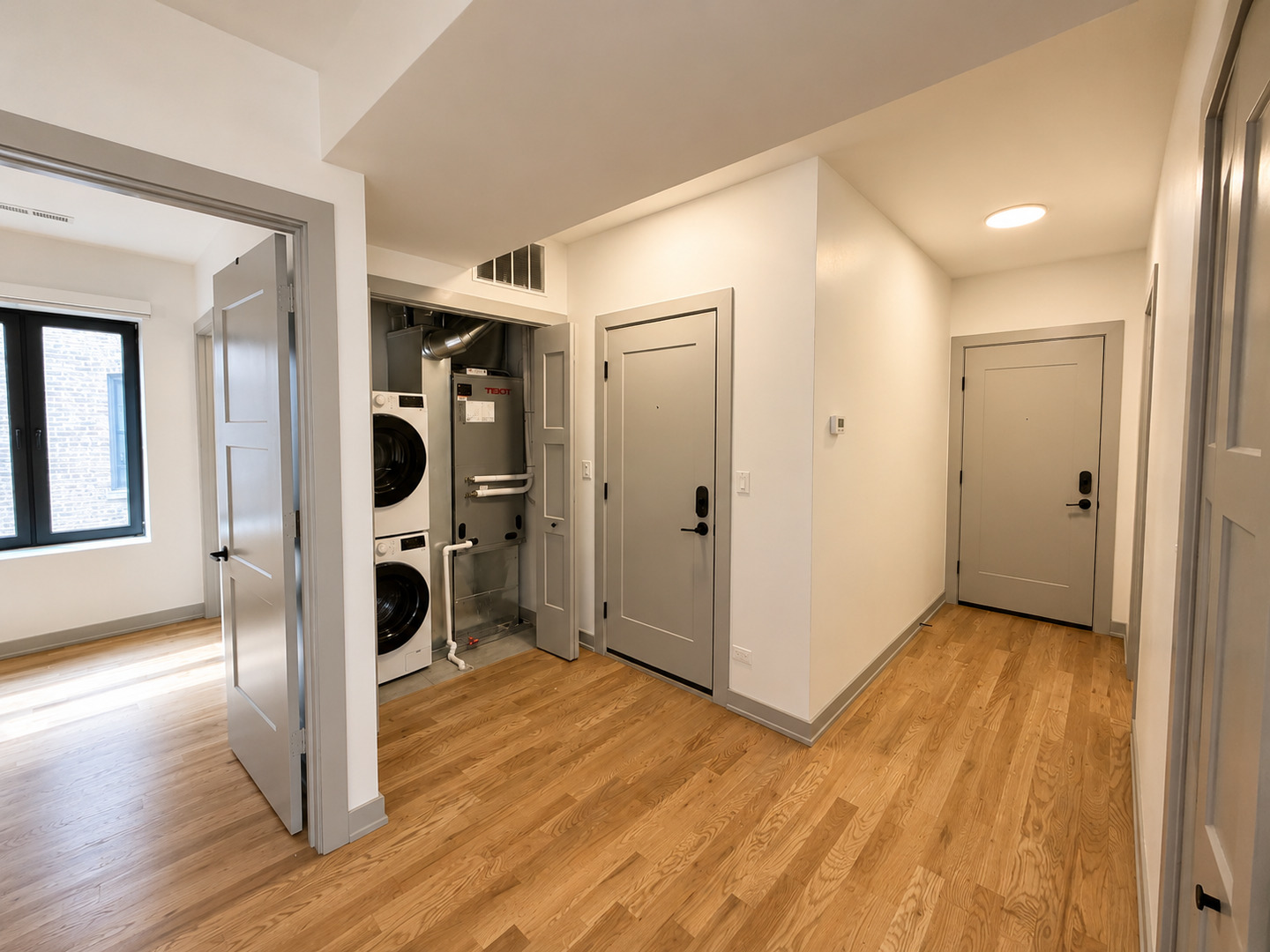 1333 W Estes Avenue Unit: 2A