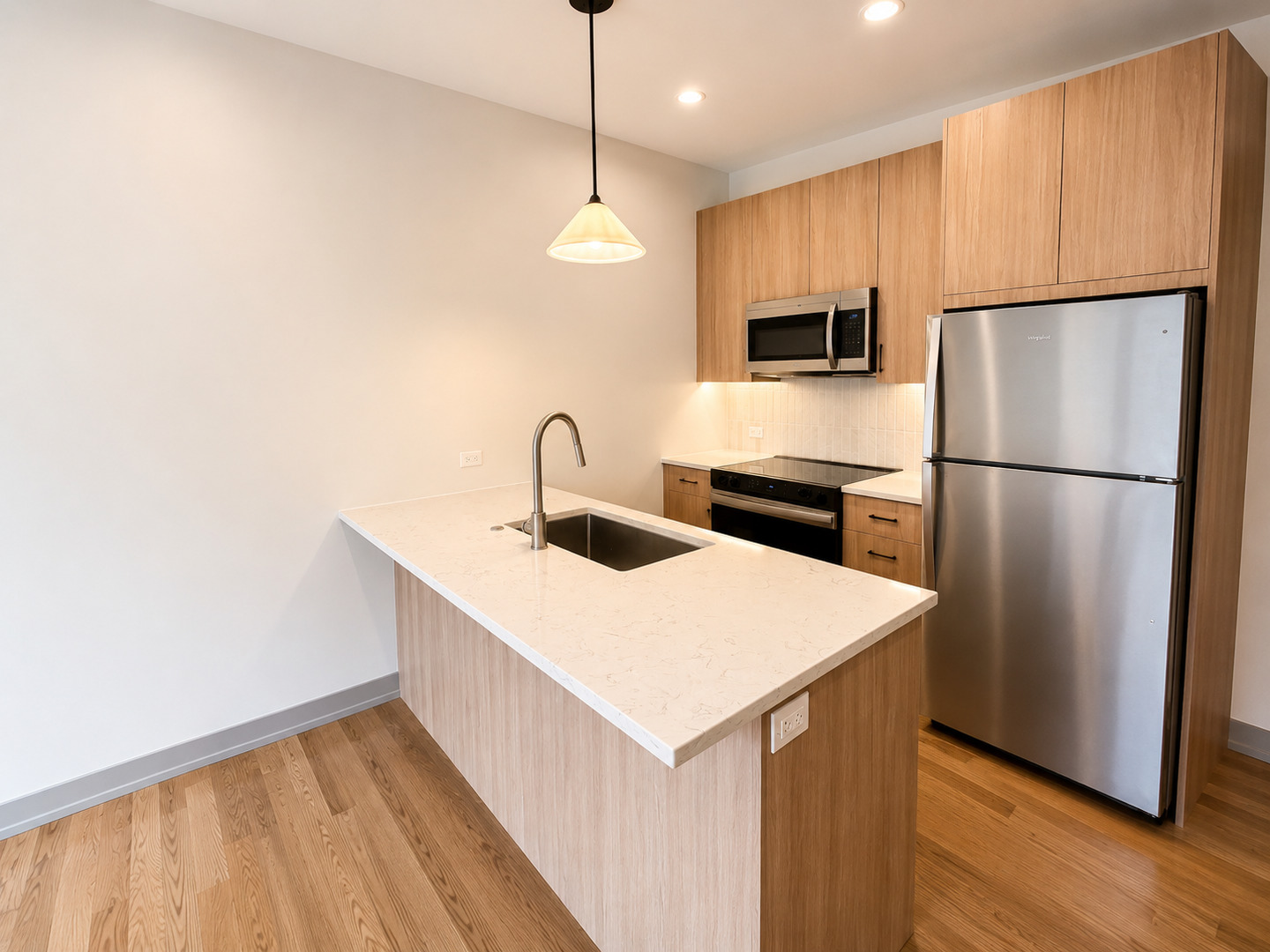 1333 W Estes Avenue Unit: 2A