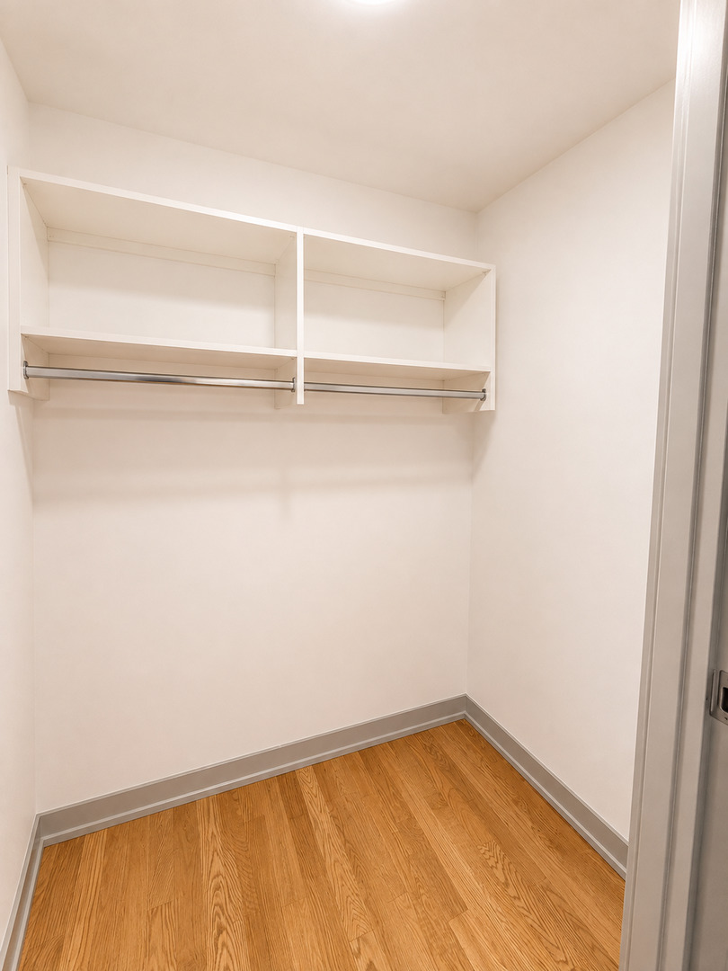 1337 W Estes Avenue Unit: 1D
