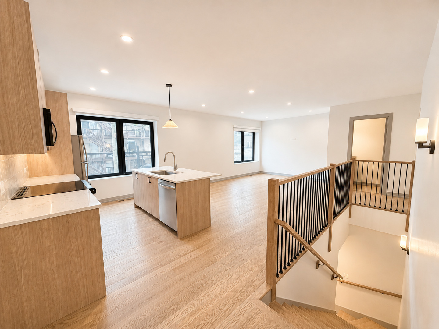 1337 W Estes Avenue Unit: 1D