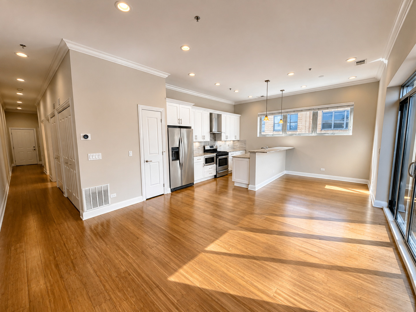 1002 W Van Buren Street Unit: 402