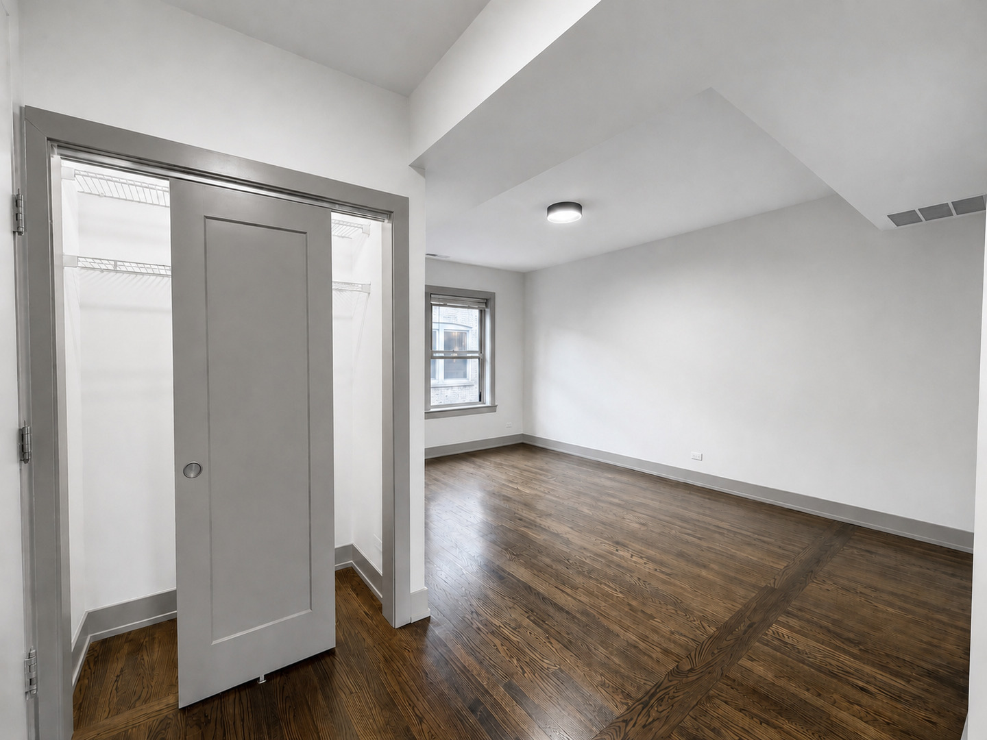1904 W Pratt Boulevard Unit: 1A