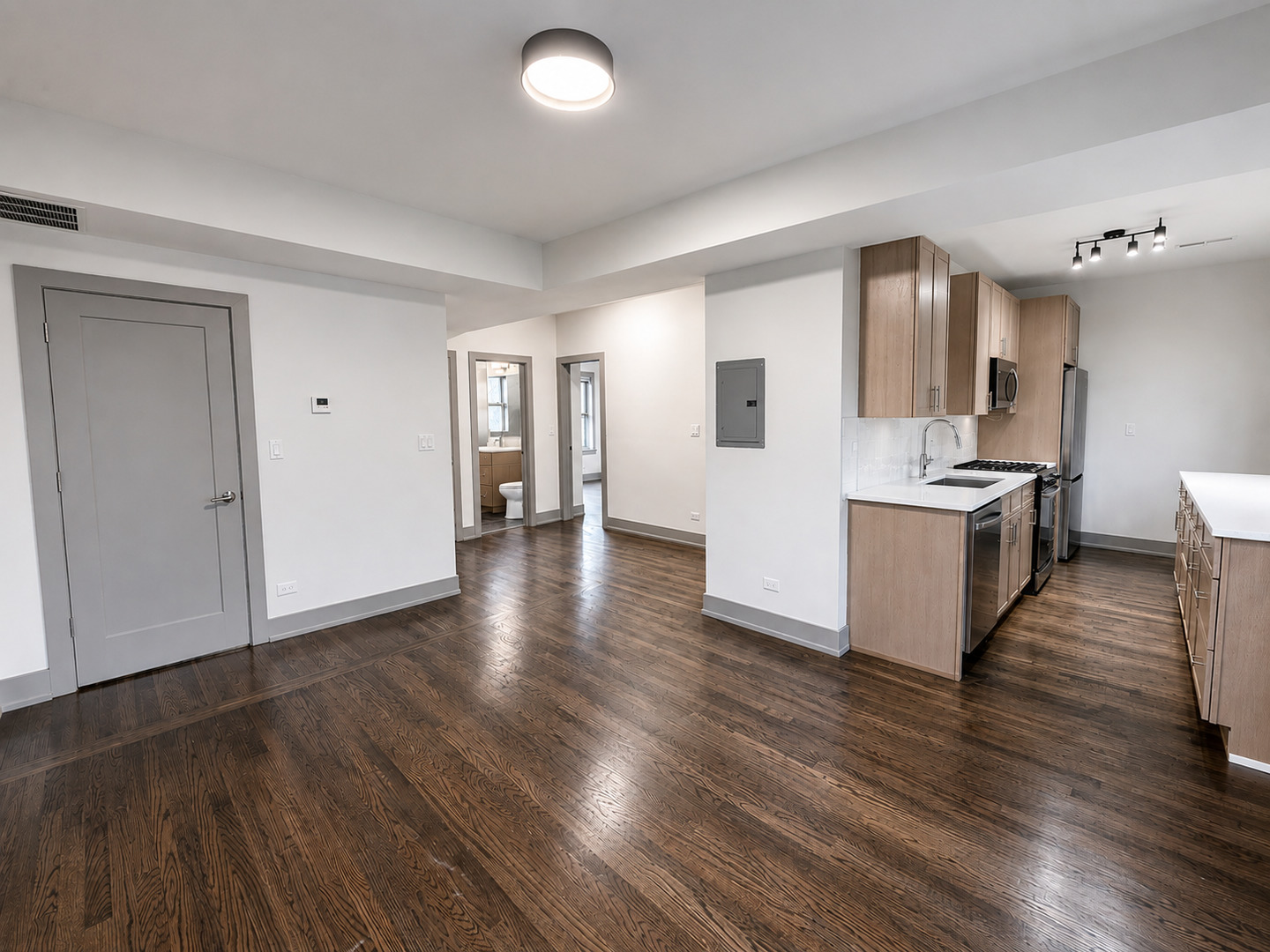 1904 W Pratt Boulevard Unit: 1A