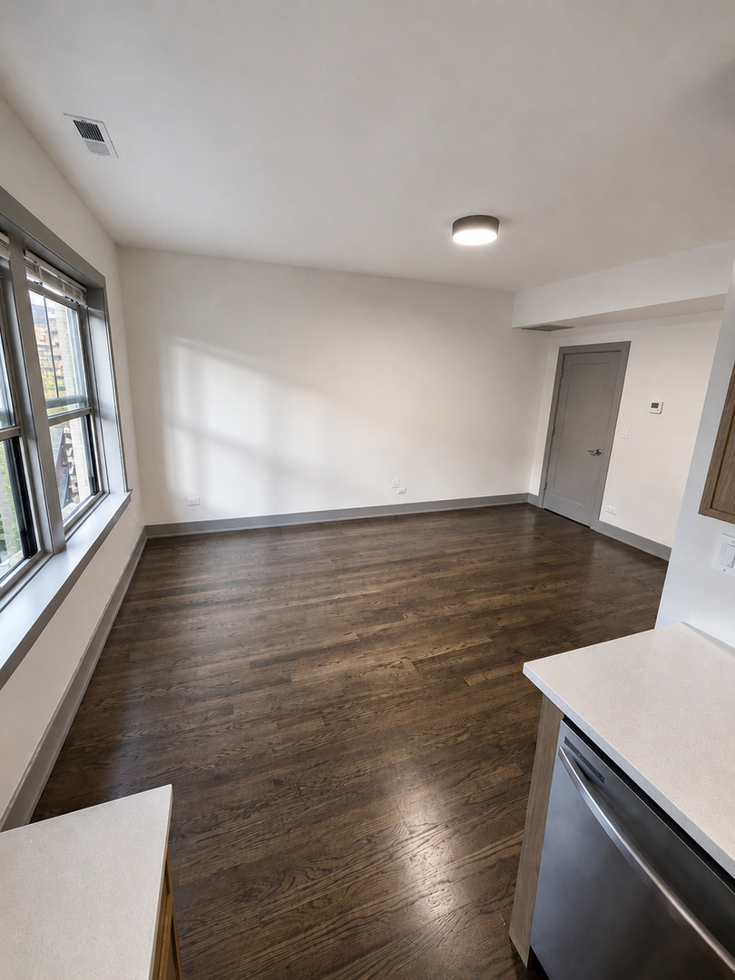 1904 W Pratt Boulevard Unit: 1A