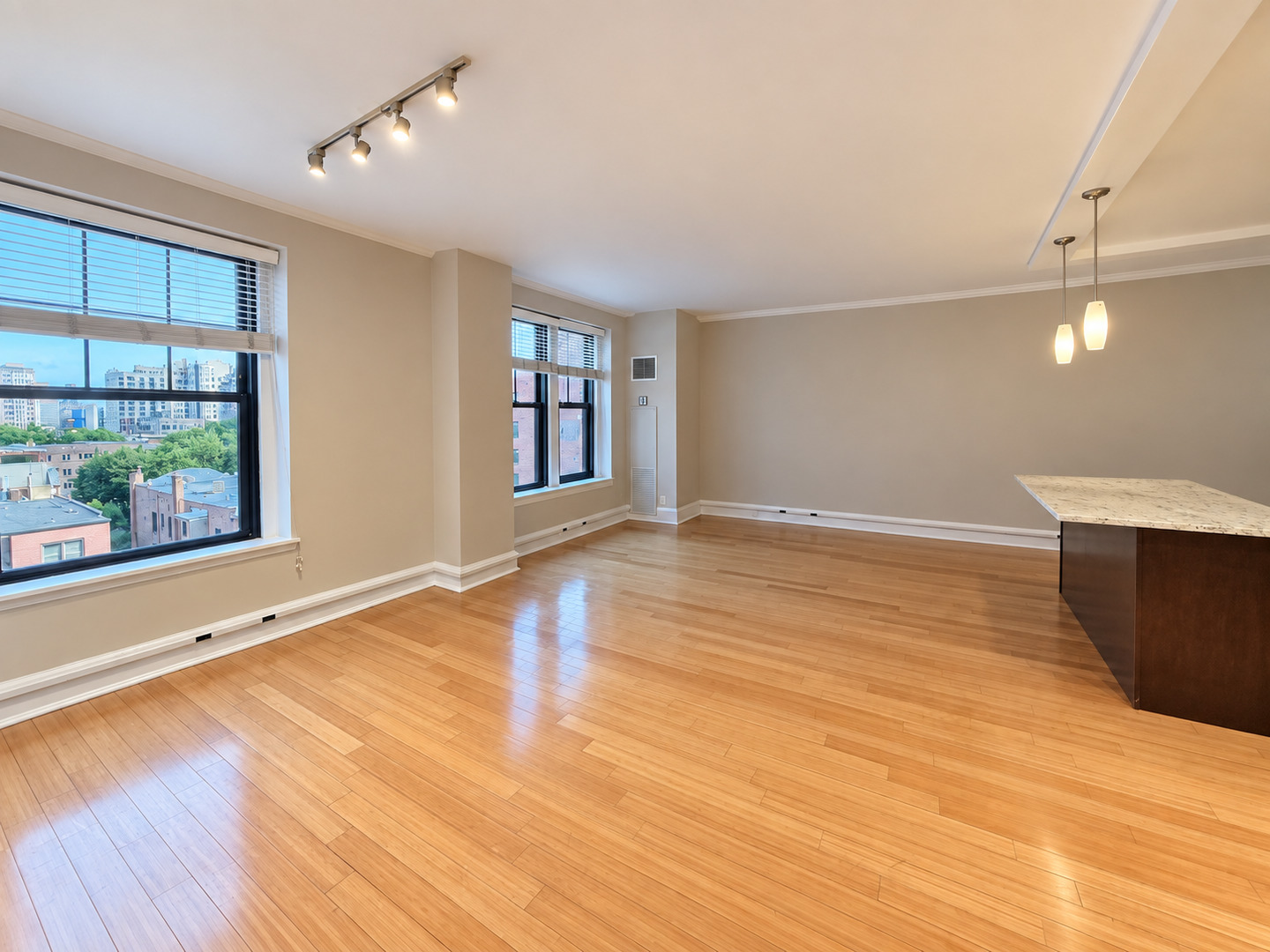 3170 N Sheridan Road Unit: 625