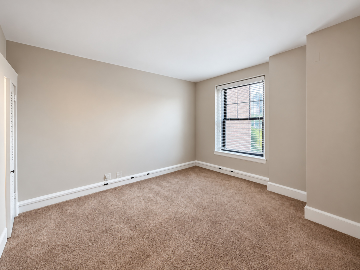 3170 N Sheridan Road Unit: 625