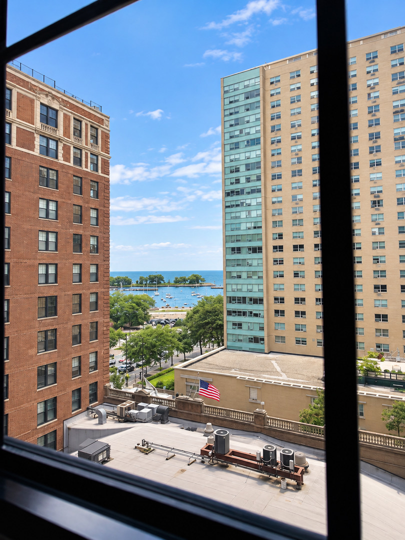 3170 N Sheridan Road Unit: 719