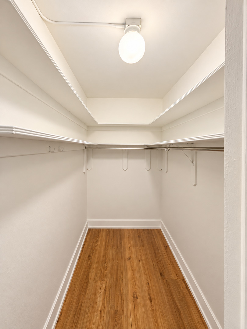 3170 N Sheridan Road Unit: 719