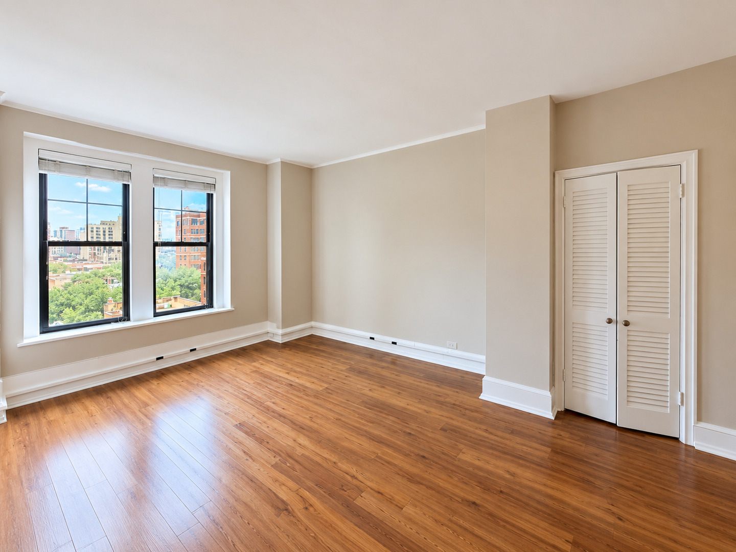 3170 N Sheridan Road Unit: 826