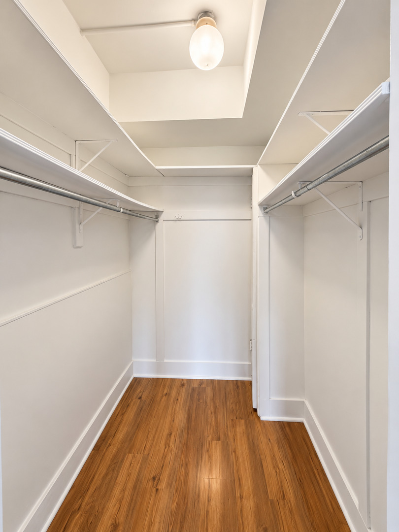 3170 N Sheridan Road Unit: 826