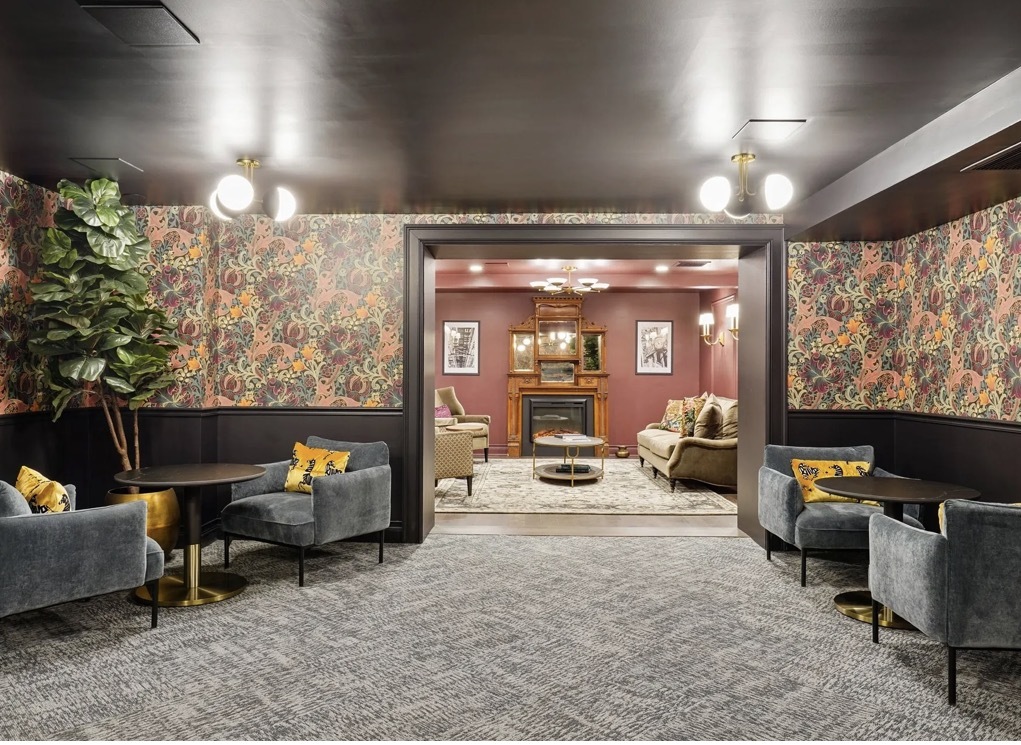 707 W Sheridan Road Unit: 405