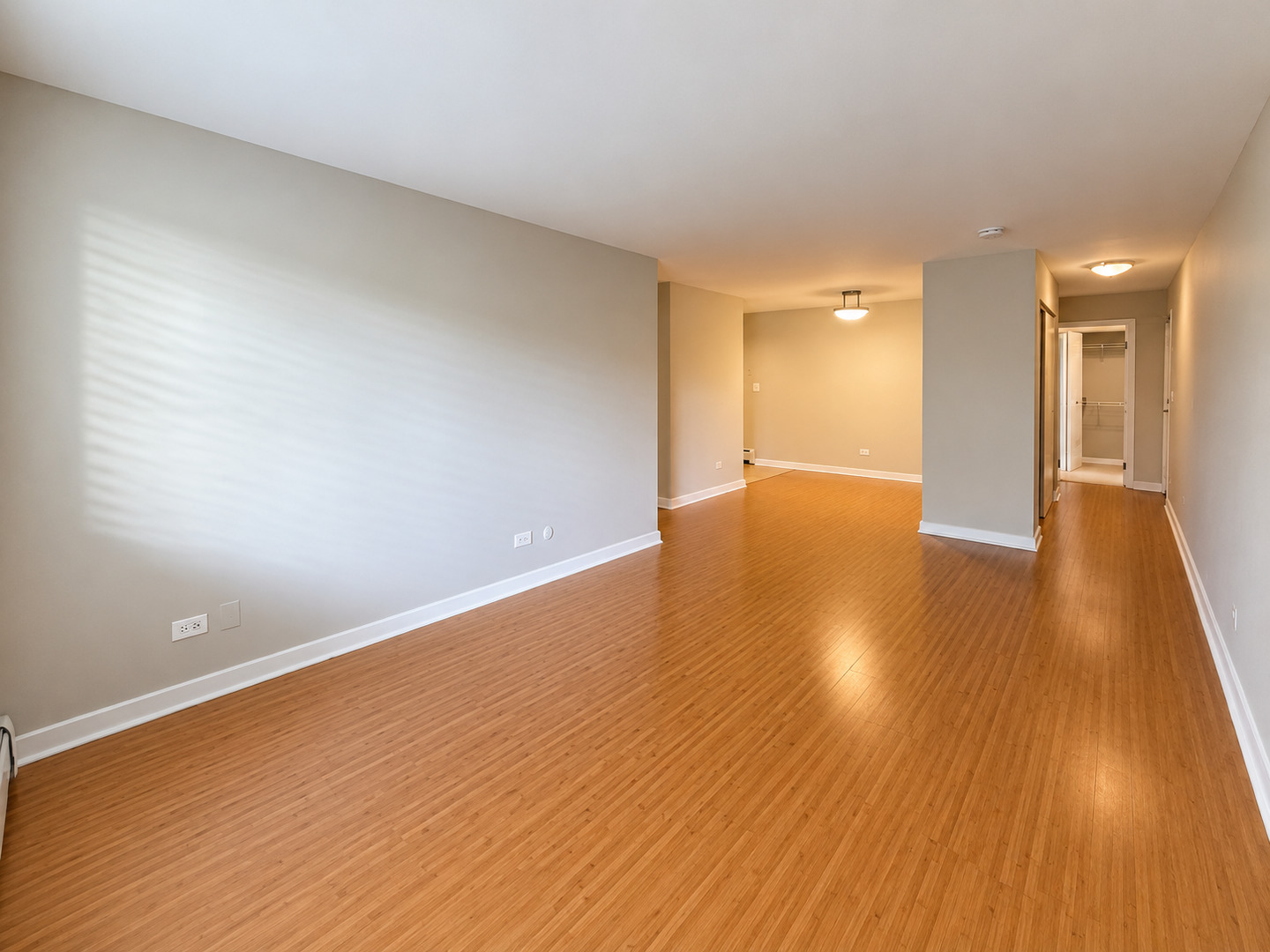 707 W Sheridan Road Unit: 405