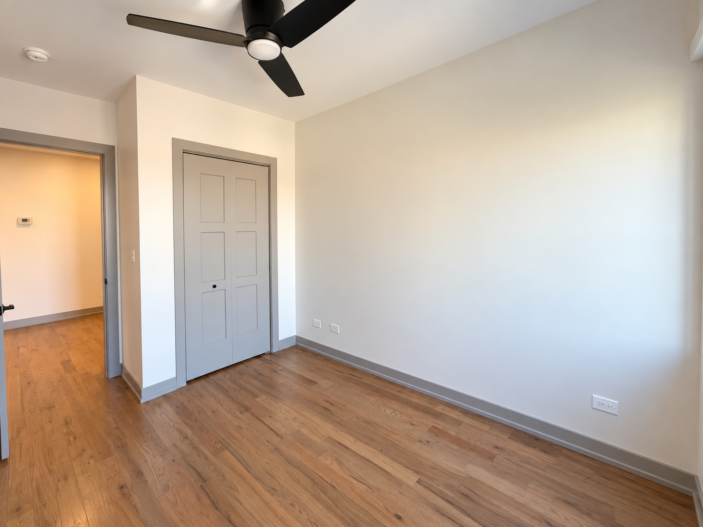 1329 W Estes Avenue Unit: 3B