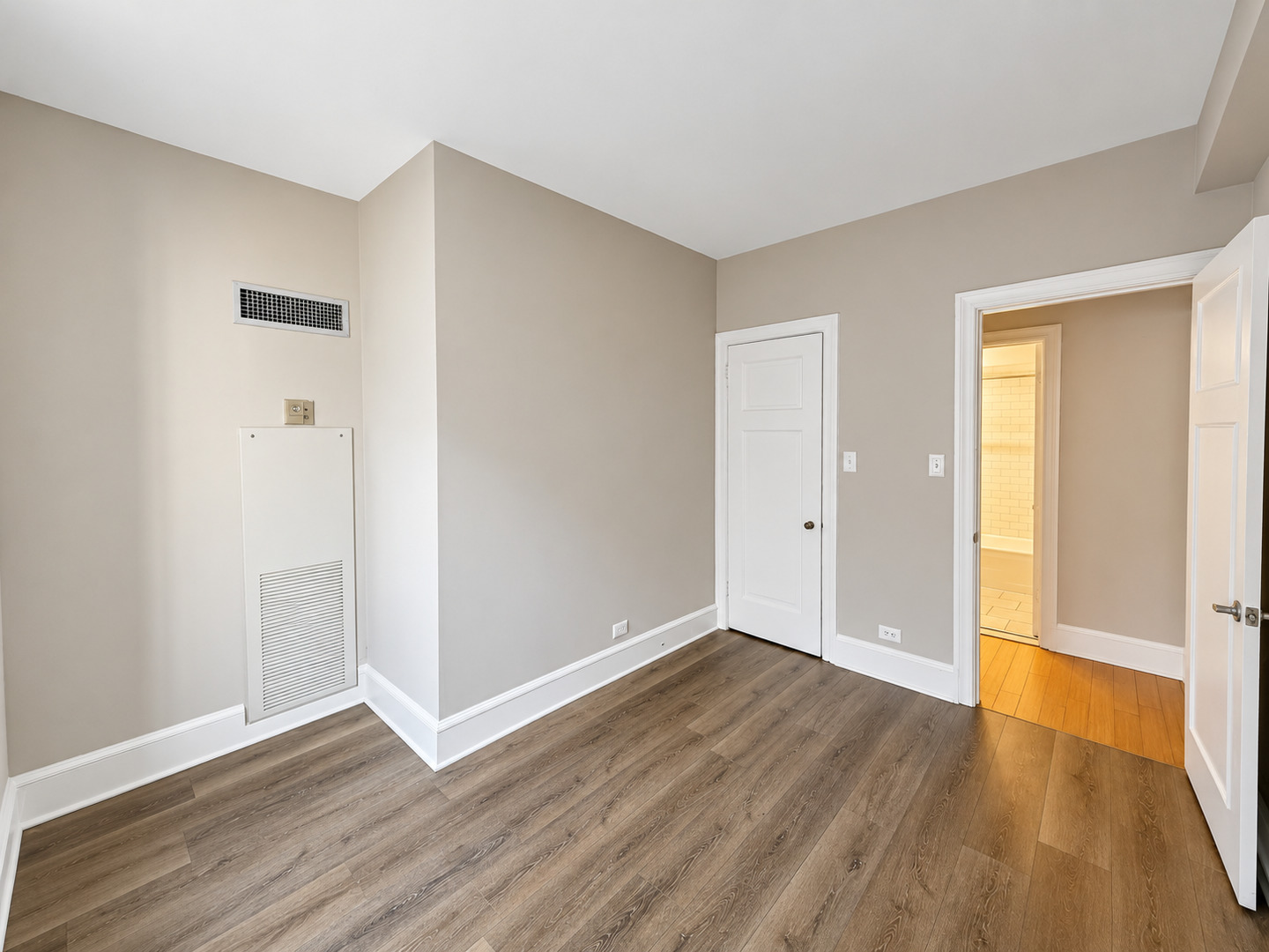 3170 N Sheridan Road Unit: 812