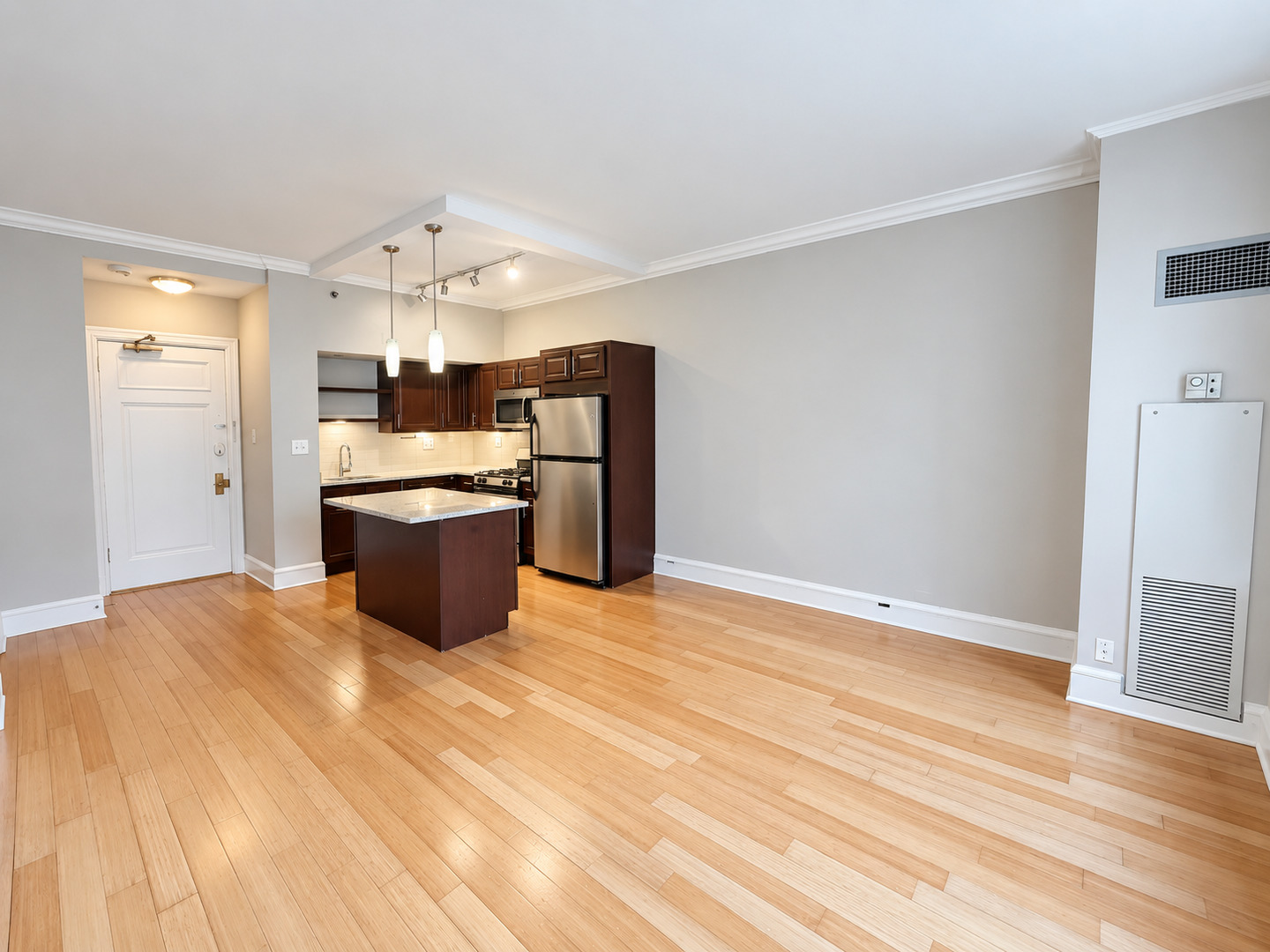 3170 N Sheridan Road Unit: 812