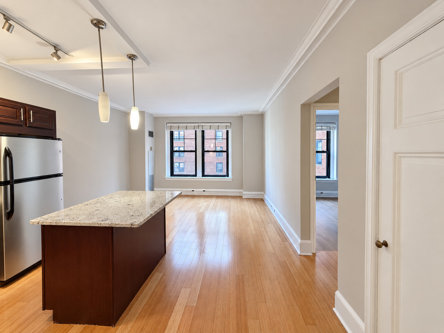 3170 N Sheridan Road Unit: 812