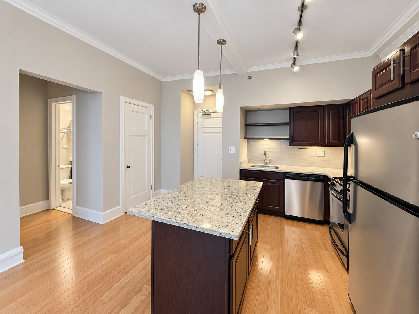 3170 N Sheridan Road Unit: 812