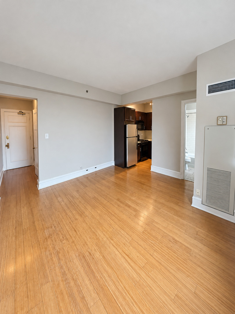 3170 N Sheridan Road Unit: 601