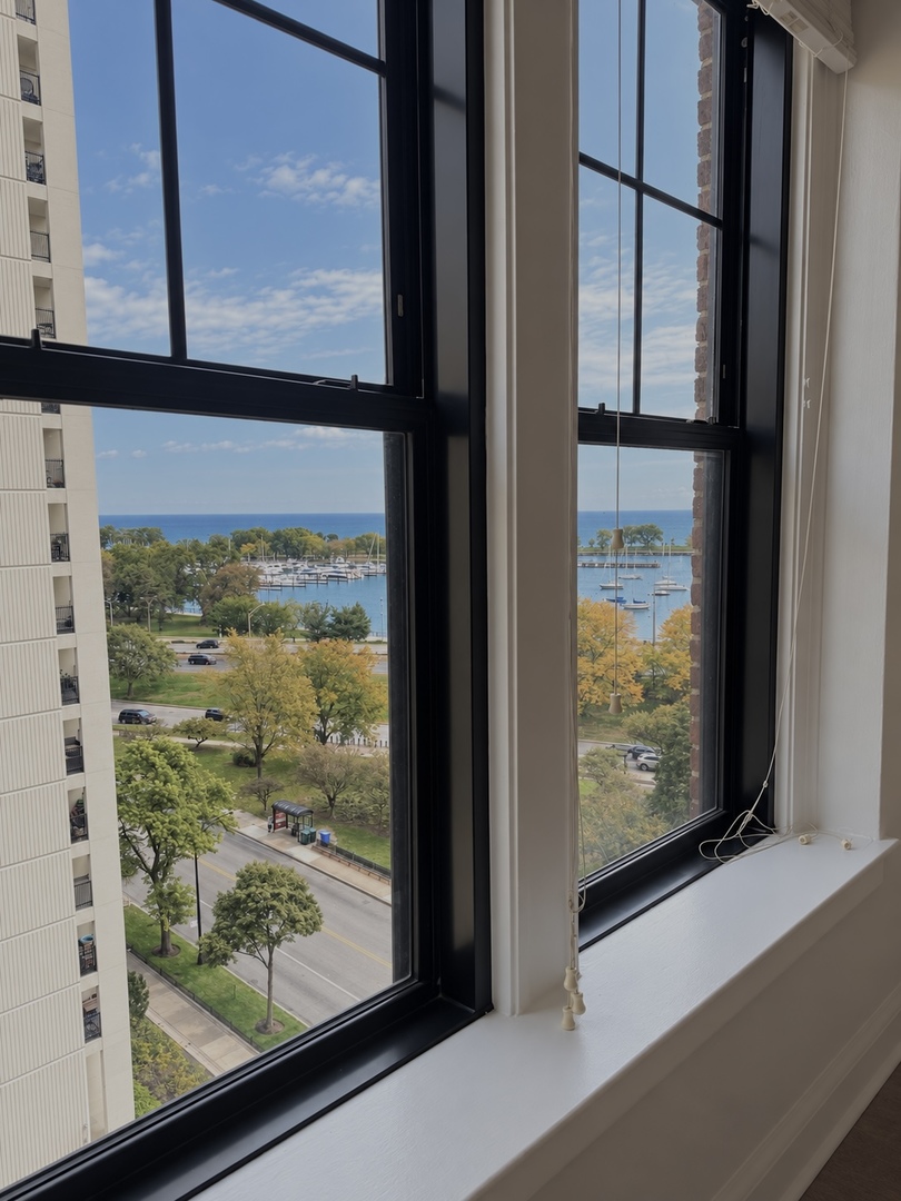 3170 N Sheridan Road Unit: 907