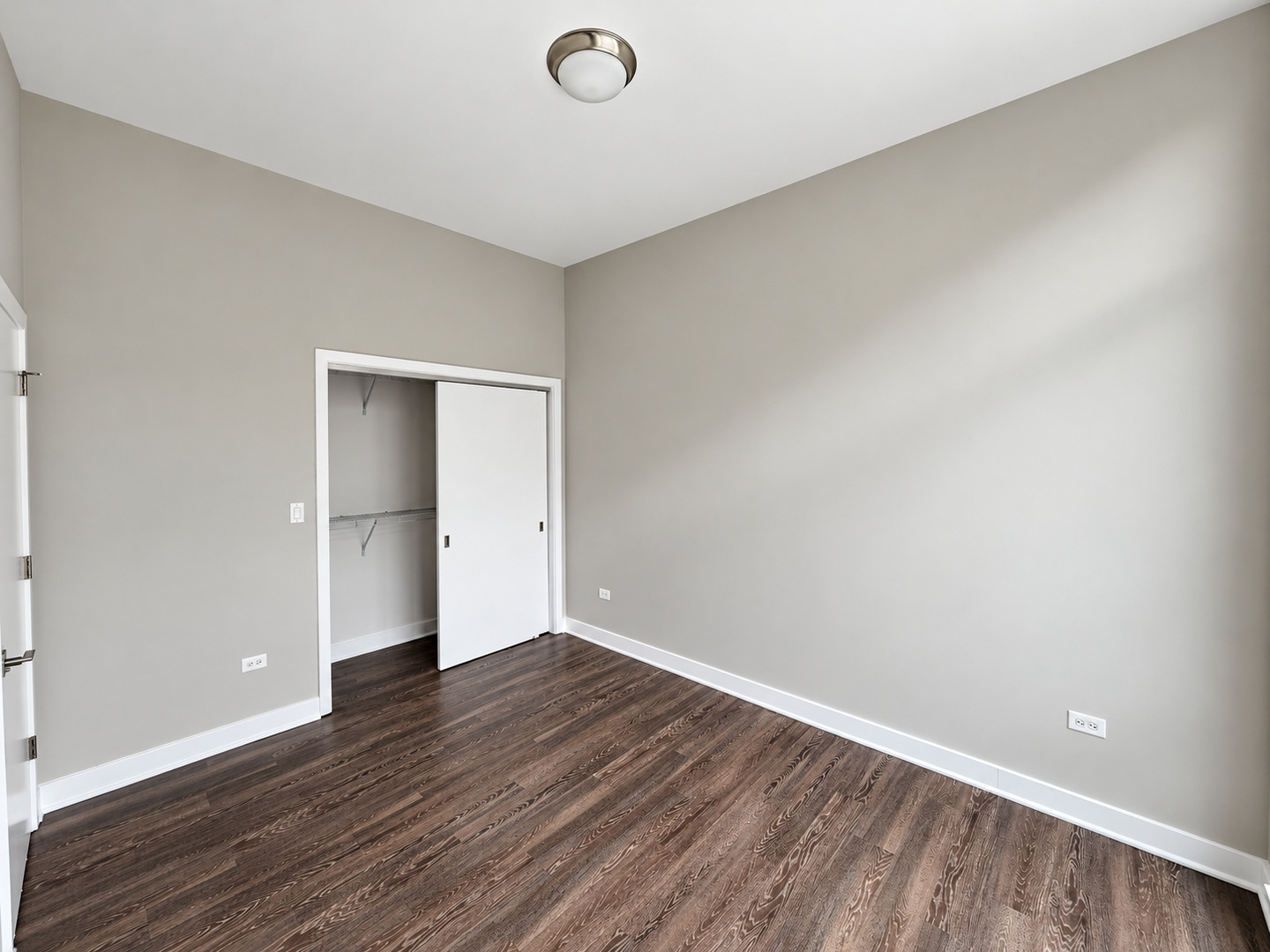 1545 W North Avenue Unit: 301