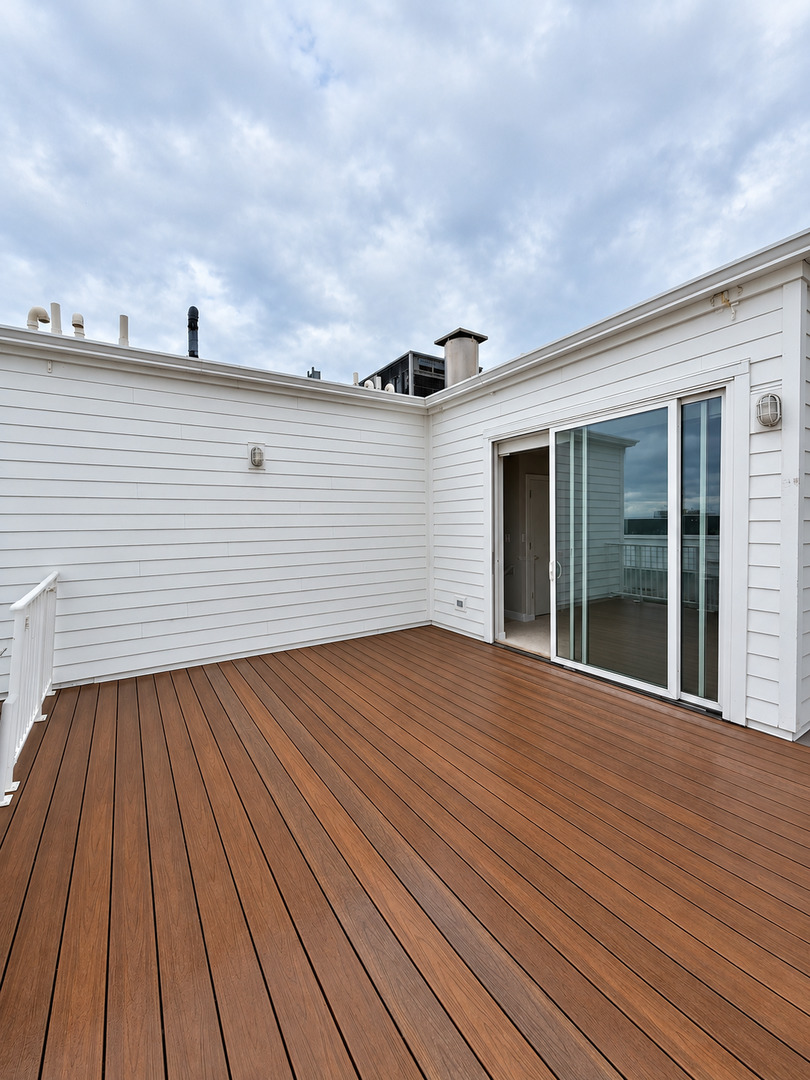 1545 W North Avenue Unit: 401