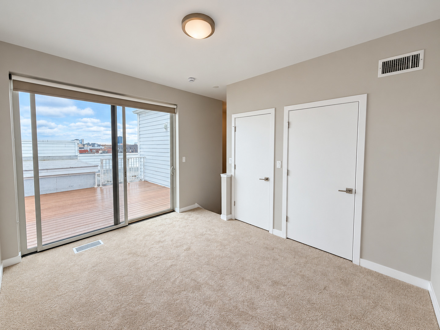 1545 W North Avenue Unit: 401