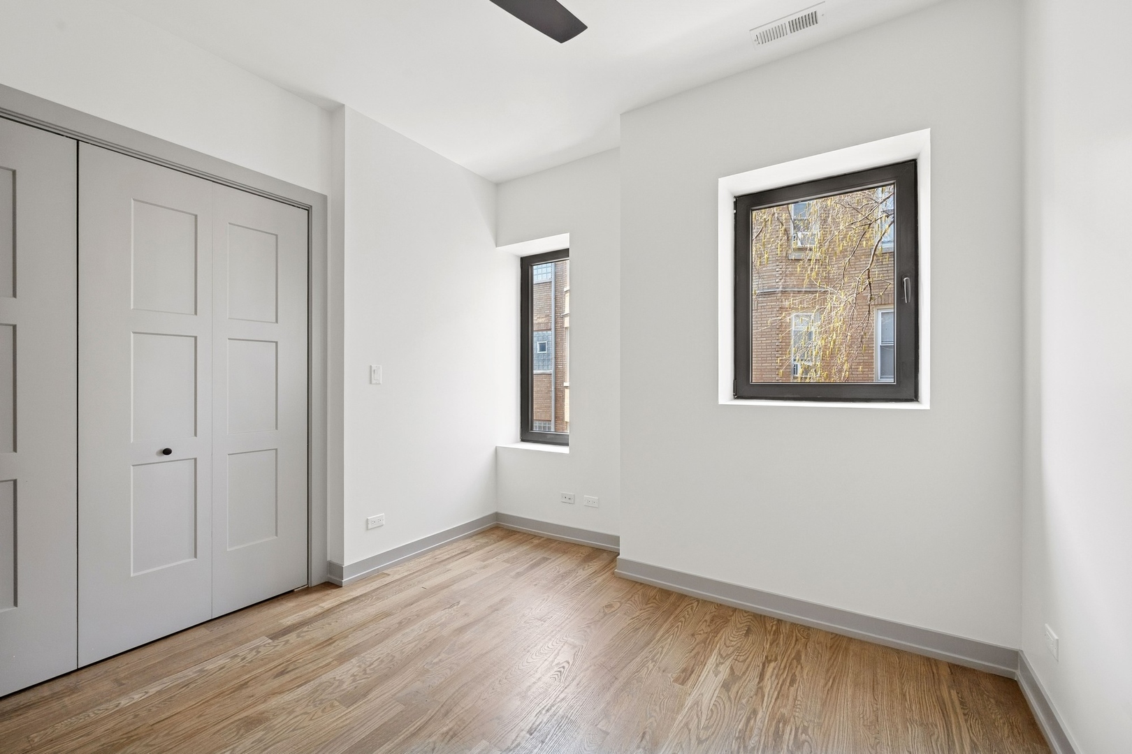 1341 W Estes Avenue Unit: 3D