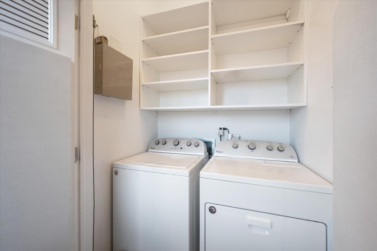 618 W OAKDALE Avenue Unit: 5