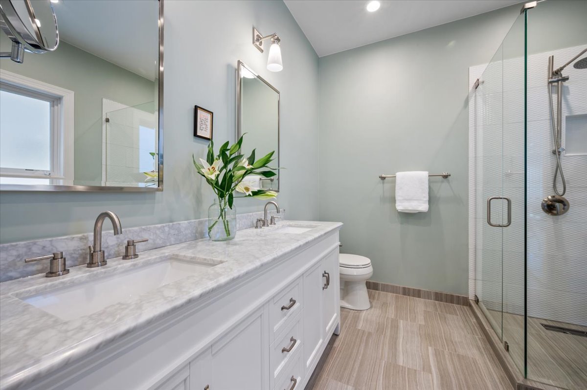 618 W OAKDALE Avenue Unit: 5