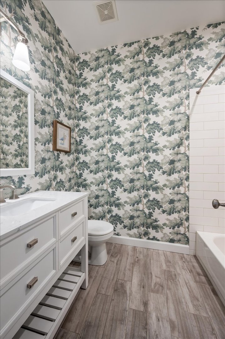 618 W OAKDALE Avenue Unit: 5