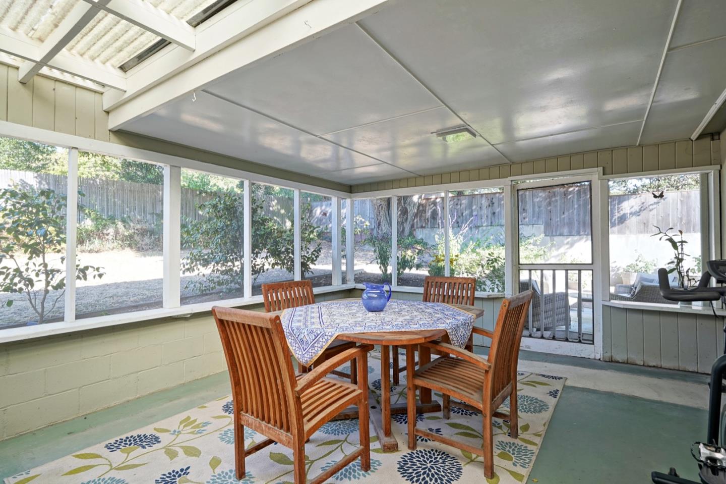 60 Lupin Lane