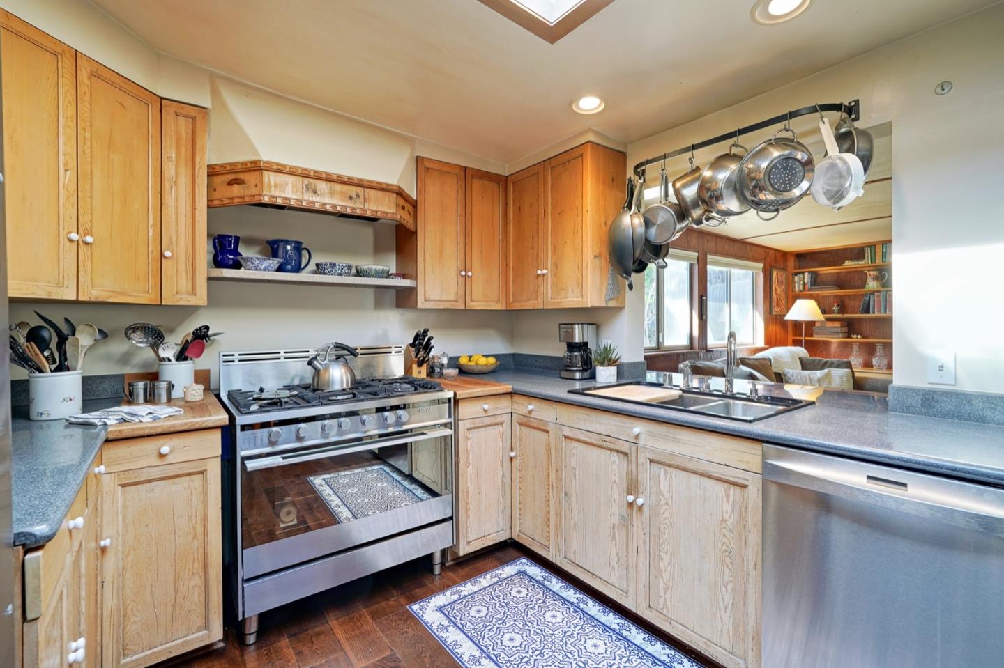 60 Lupin Lane