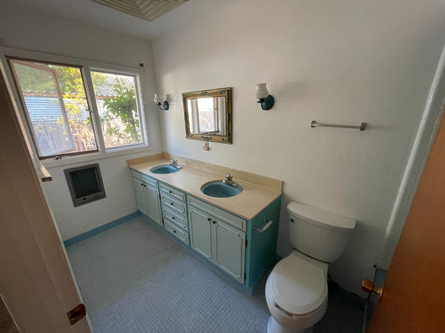 477 Laureles Grade Road