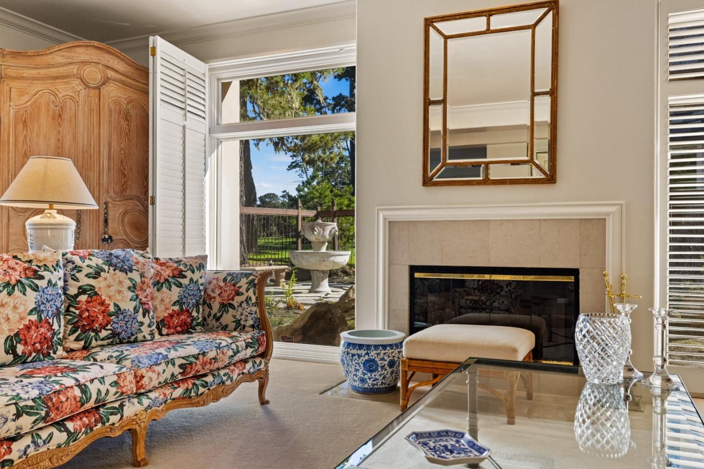 1221 Benbow Place