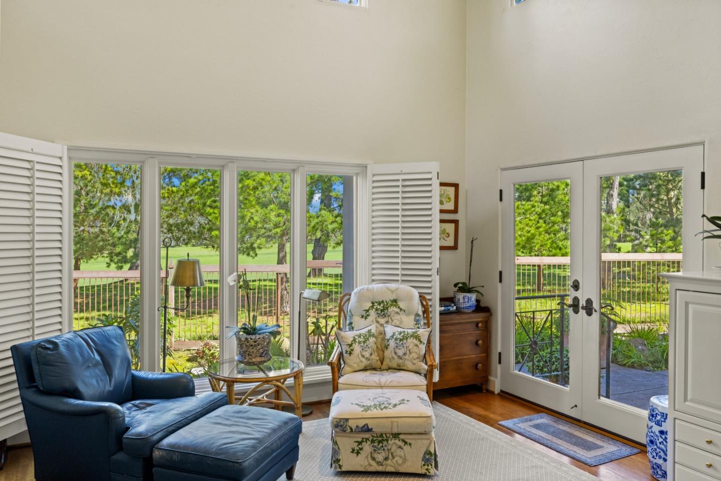 1221 Benbow Place