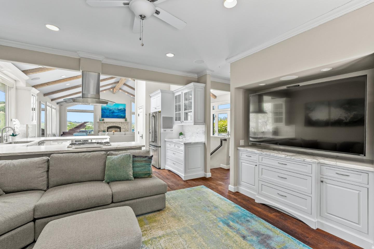 21 Calera Canyon Road