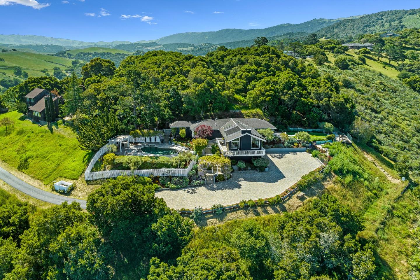 21 Calera Canyon Road