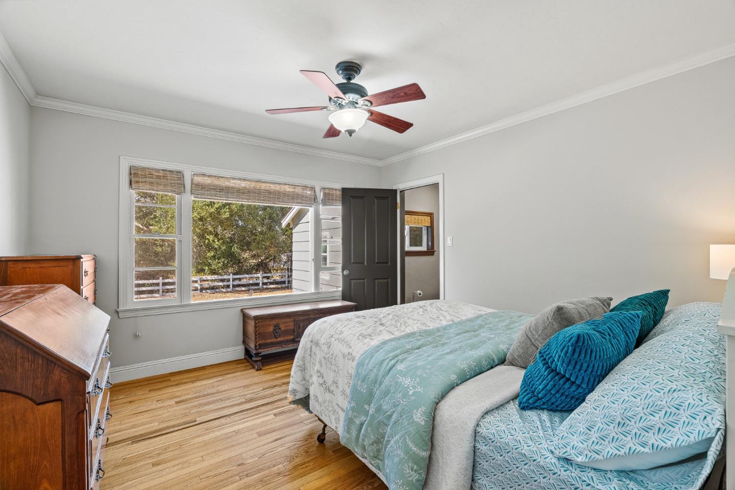 713 Salinas Monterey Highway