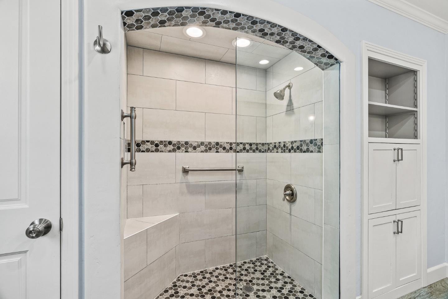 713 Salinas Monterey Highway